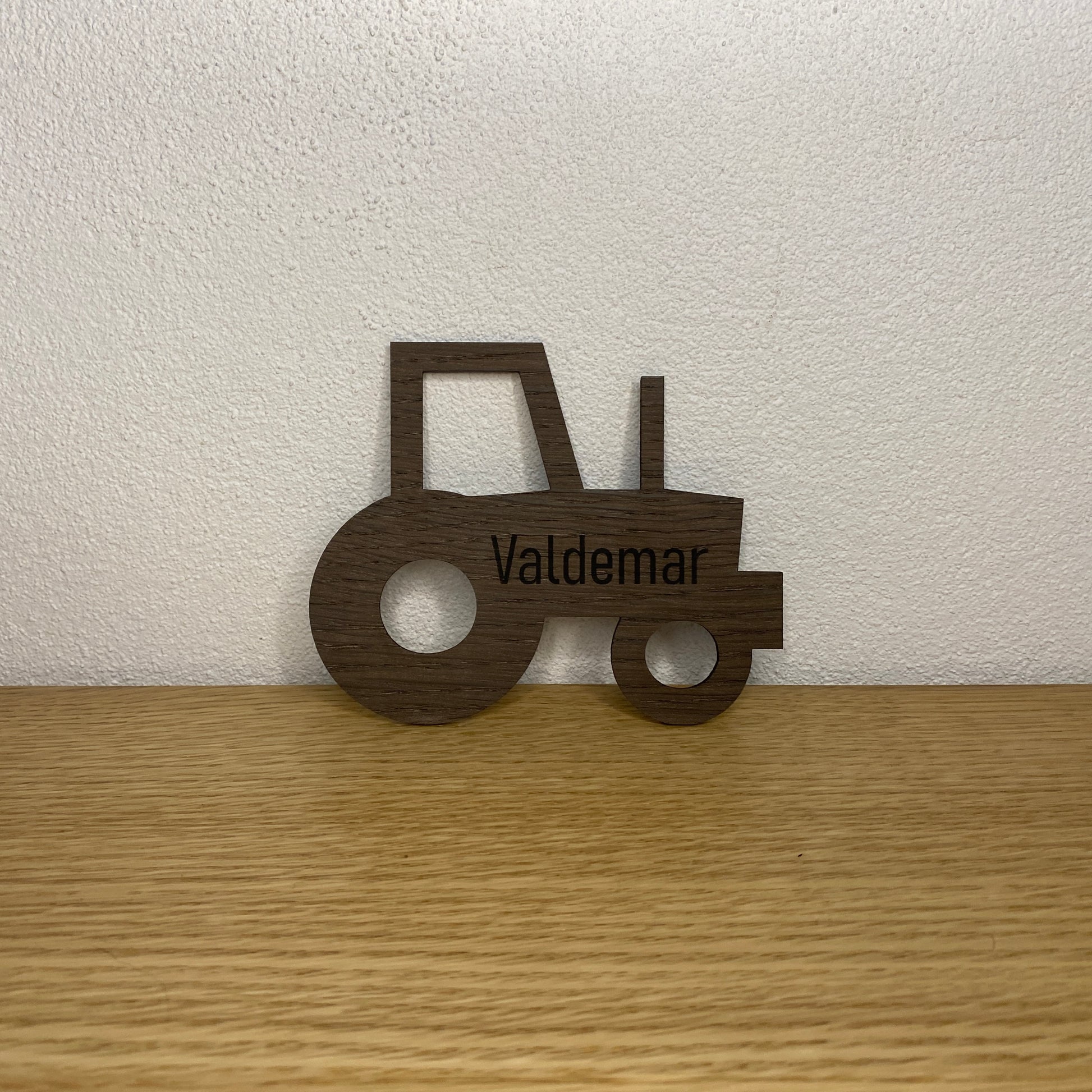 Traktor med tekst